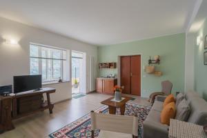 La Quiete with Private Garden by RentComo