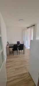 Apartman Kraljevo-ceo stan,privatan parking