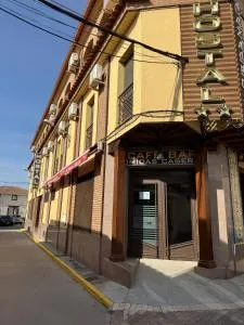 Hostal cazalegas - Los Navalucillos