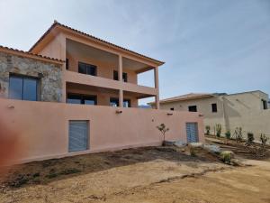 Villas L-Osari, villa vue mer, acces plage a pied, jardin clos pour enfants : photos des chambres