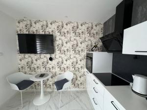Two-Bedroom Apartment room in Apartman City Center 2