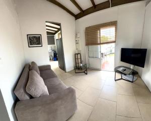 Nice house - 4hvězdičkové hotely ve městě Lamentin