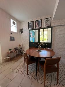 Le duo des Garennes - Entre confort & indépendance - Cour extérieure en centre ville de Blois