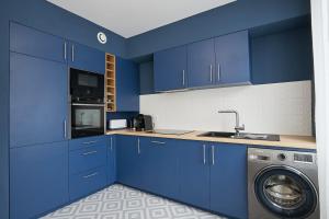 Florida emplacement parking