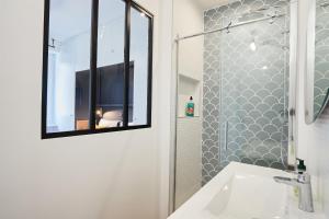 Florida emplacement parking