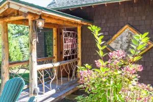 Lovely Lakeview Cabin Minutes to Main Street! - Lake Clear