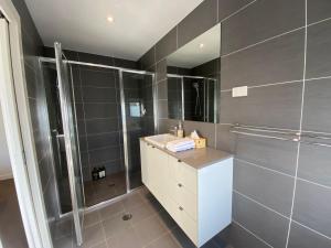 Cosy Work From Home Townhouse 10 Mins From City - Hosted by CanStay