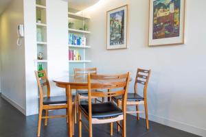 City apartment with Mountain views NISHI - Hosted by CanStay