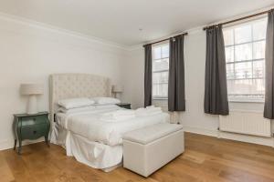Stunning 3BR Home With Terrace in Knightsbridge