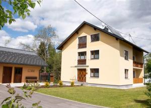 Ferienwohnungen Hecher