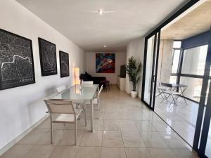 29 Floor. Home Suite Home