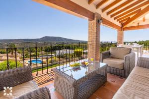 Villa Fortezza by Abahana Villas