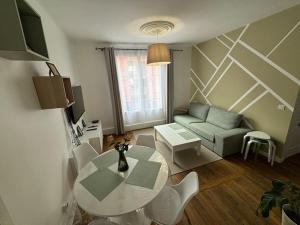 Appartements G - Appart 2024 - 2min PARIS 15min PARC EXPO - 5 rooms : Appartement 5 Chambres