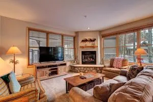 Corral 106S by Great Western Lodging - Overlook Athletic Club Heliport