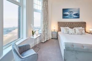 Captains Deck Beach Balcony Perfectlysaltburn