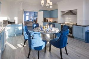 Captains Deck Beach Balcony Perfectlysaltburn