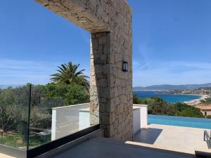 Villas VILLA RIVOLI vue mer et piscine : photos des chambres