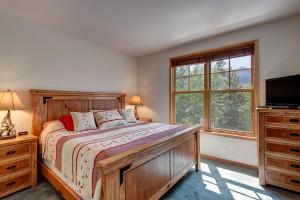 Corral 302W by Great Western Lodging