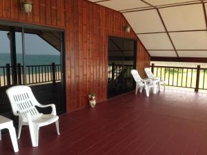 Sea Breeze House, Naiplao Beach