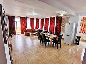 Anabella Summerland Apartment