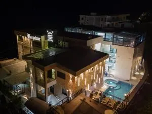 Barjaktar - Luxury Suites & SPA - 乌尔齐尼