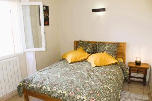 Maisons de vacances Mas La Gentille ,,, a la campagne , beautiful outdoor , swimming pool , pool house , Nice green Garden , BBQ ,,, only for you , pour passer un sejour inoubliable : photos des chambres