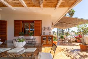 Villa Silvia 30mt from the Beach sea view