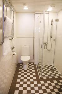 Putkisalon Kartano, Väentupa