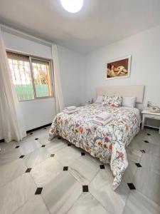 La Gran Playa,Piscina Terraza y parking 8 personas