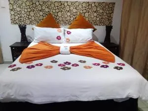 Maditselanyane Guest House - Куруман