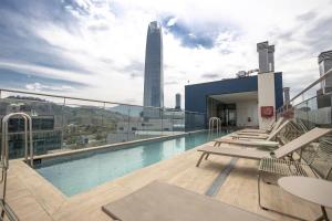 2B2B steps away from Costanera Center