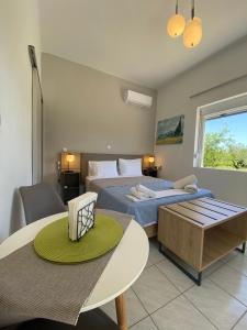 Stelios Studios Sougia