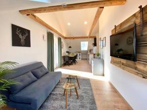 Moderne DG-Wohnung im Günztal