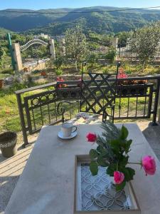 Sunny Hill - Parking - Fenced Garden - Luxury Loft