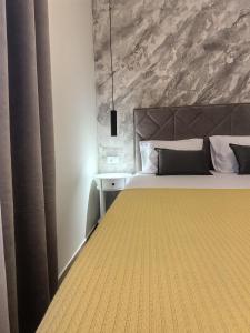 Sunny Hill - Parking - Fenced Garden - Luxury Loft