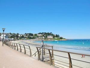 Résidence Le Casino - Appartement devant la plage vue mer parking privé MAE-6404 - Ubytování bez kategorie ve městě Perros-Guirec