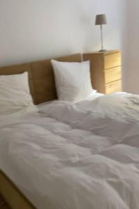 Beachvilla, Swimming Pool, Garden Beachclub, Taunus, 5 People,10 Min Frankfurt