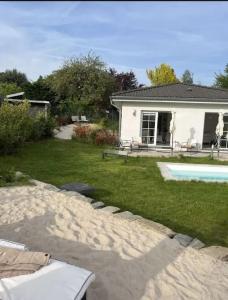 Beachvilla, Swimming Pool, Garden Beachclub, Taunus, 5 People,10 Min Frankfurt