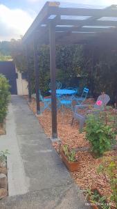 EntreLac&Océan1 - chambre dhôtes chez lhabitant, Entrée et terrasse privée- cyclotouristes bienvenue