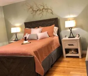 Secluded, peaceful, lake front Suite. - Talkeetna