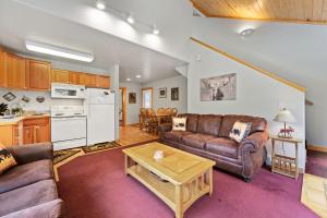 Bugle Pointe A15 by Estes Park Condos
