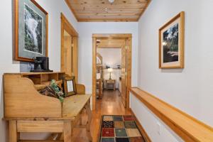 Bugle Pointe B14 by Estes Park Condos