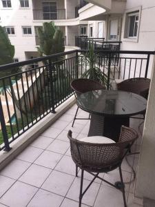 1071 -Em frente ao Hosp Albert Einstein