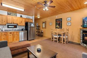 Bugle Pointe B16 by Estes Park Condos