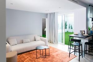 Aschitelli luxury retreat