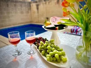 Farmhouse Grazzja with pool - 科米诺岛