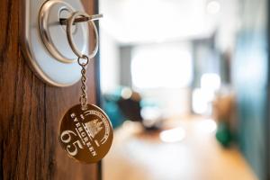 Evergreen Central Residence 65