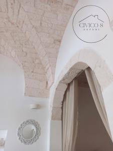 Civico 8