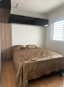 Casa aconchegante no centro - 迪维诺波利斯