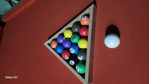 Área de Lazer com quartos e cozinha aberta na Chácara Refrigerio